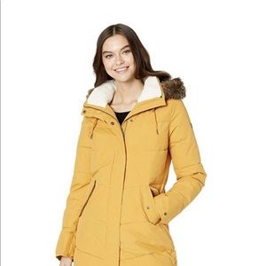 Roxy mustard puffer coat